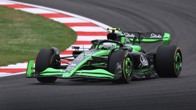 开云体育中国-索伯车队碾压迈凯伦，拉塞尔刷新纪录