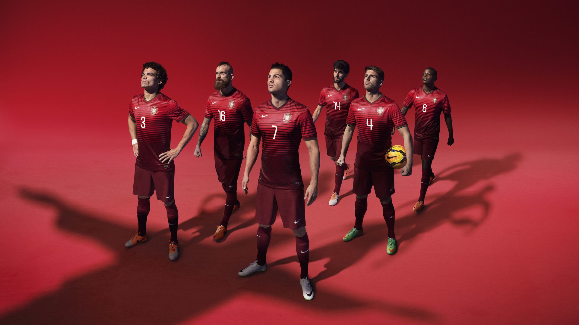 赛道之外，小贾伦关键节点连续得分，F1年度争冠之夜的另类启示